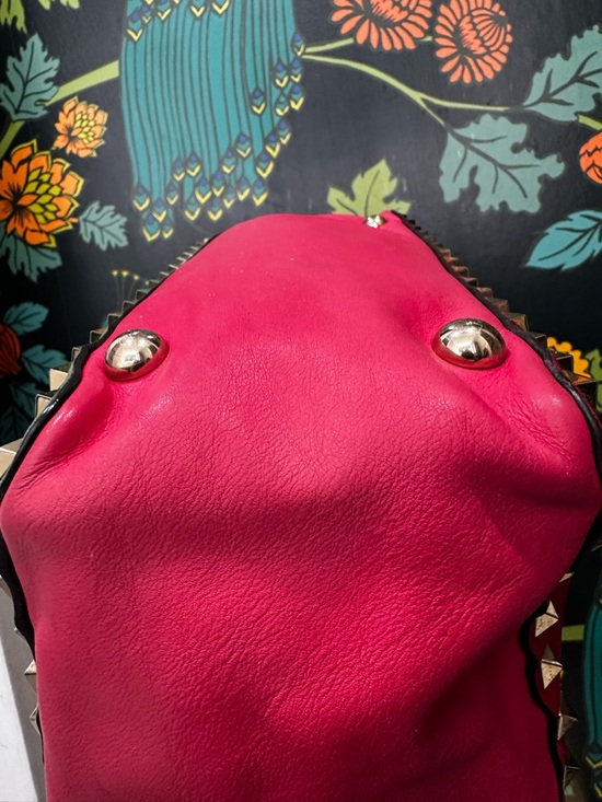 Valentino Garavani Rockstud Trapeze Crossbody Tri-Color Leather Flip Lock (C7) - Picture 15 of 17